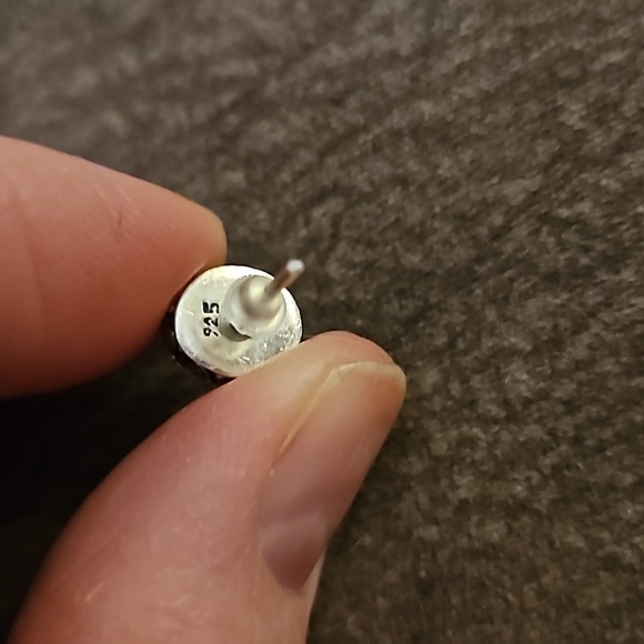 ARTISAN Sterling Silver Black Onyx Scroll Post Earrings - Picture 5 of 5